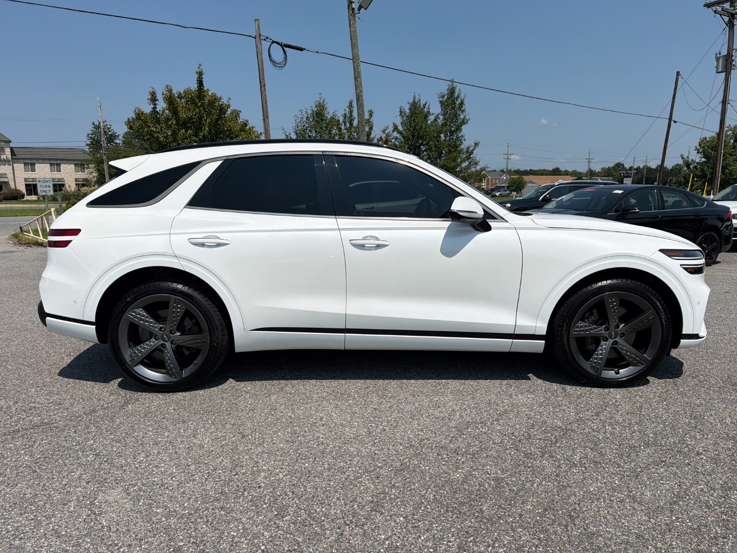 2023 GENESIS GV70 Standard - Photo 11
