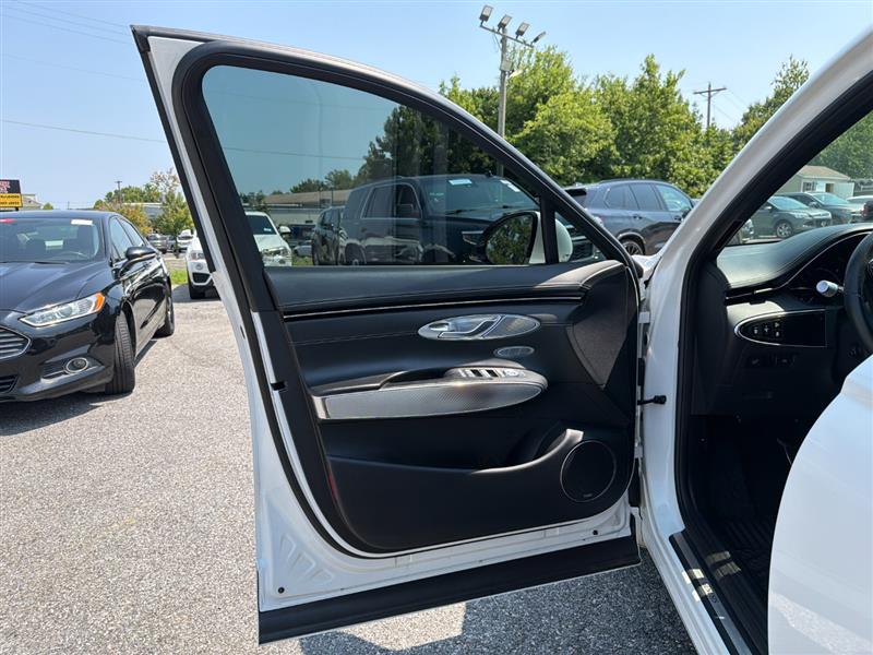 2023 GENESIS GV70 Standard - Photo 18