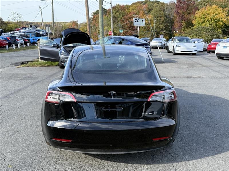 2022 Tesla Model 3 Long Range - Photo 4