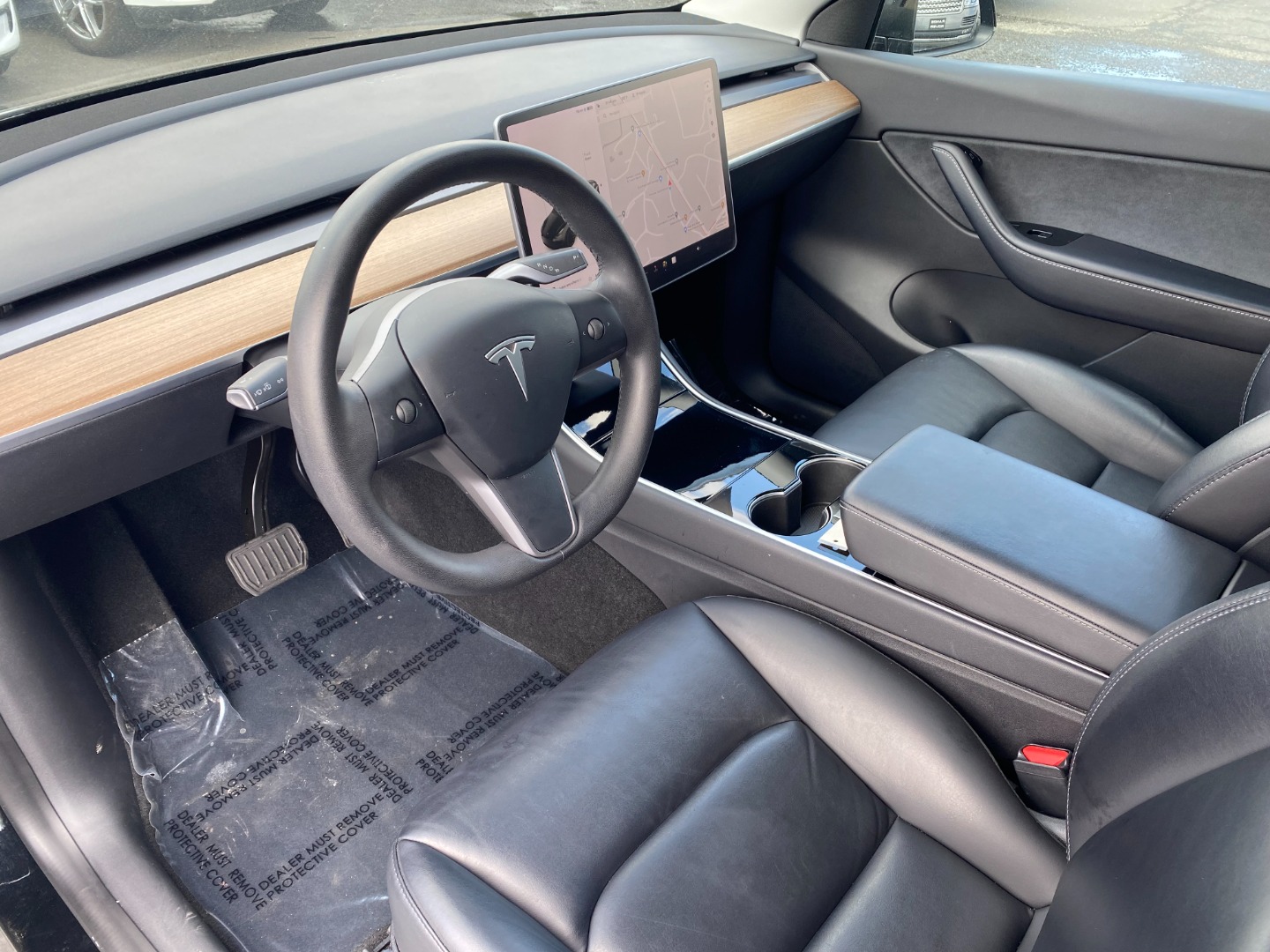 2025 Tesla Model Y Long Range - Photo 24