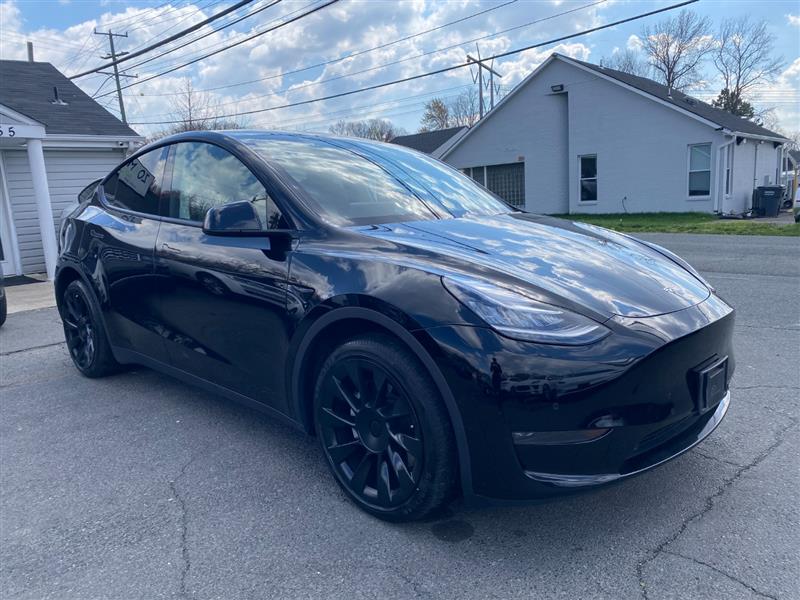 2025 Tesla Model Y Long Range - Photo 6