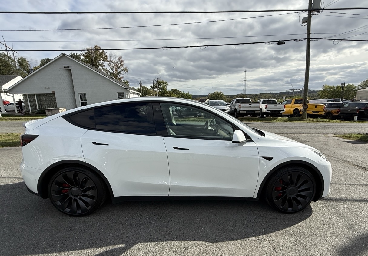 2022 Tesla Model Y Performance - Photo 24